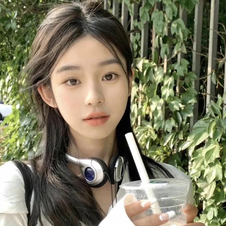 吃饭睡觉死